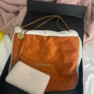 Chanel shoulder bag
